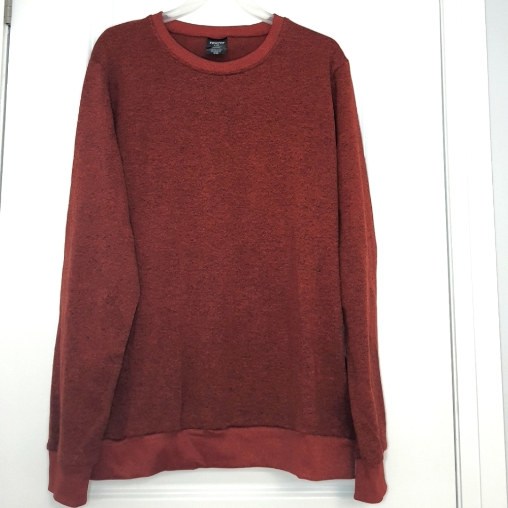 Men's Warm Fleece Pullover Crewneck Sweater L Red Cozy Winter Layer Canada - Picture 3 of 11